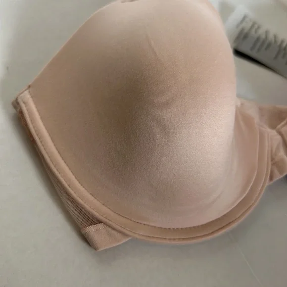 NATORIFRAME CONTOUR UNDERWIRE BRA size 32DD NWT